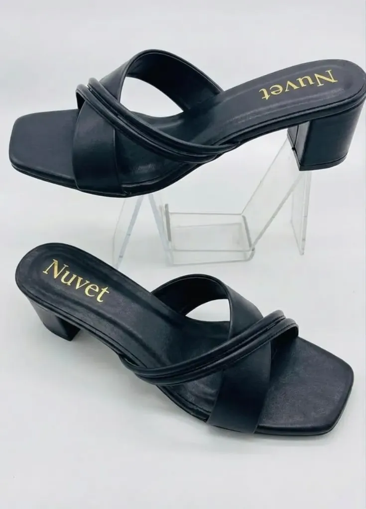 Nuvet Square Toe Block Heel Sandal [Code 24 ] (Black, 36)